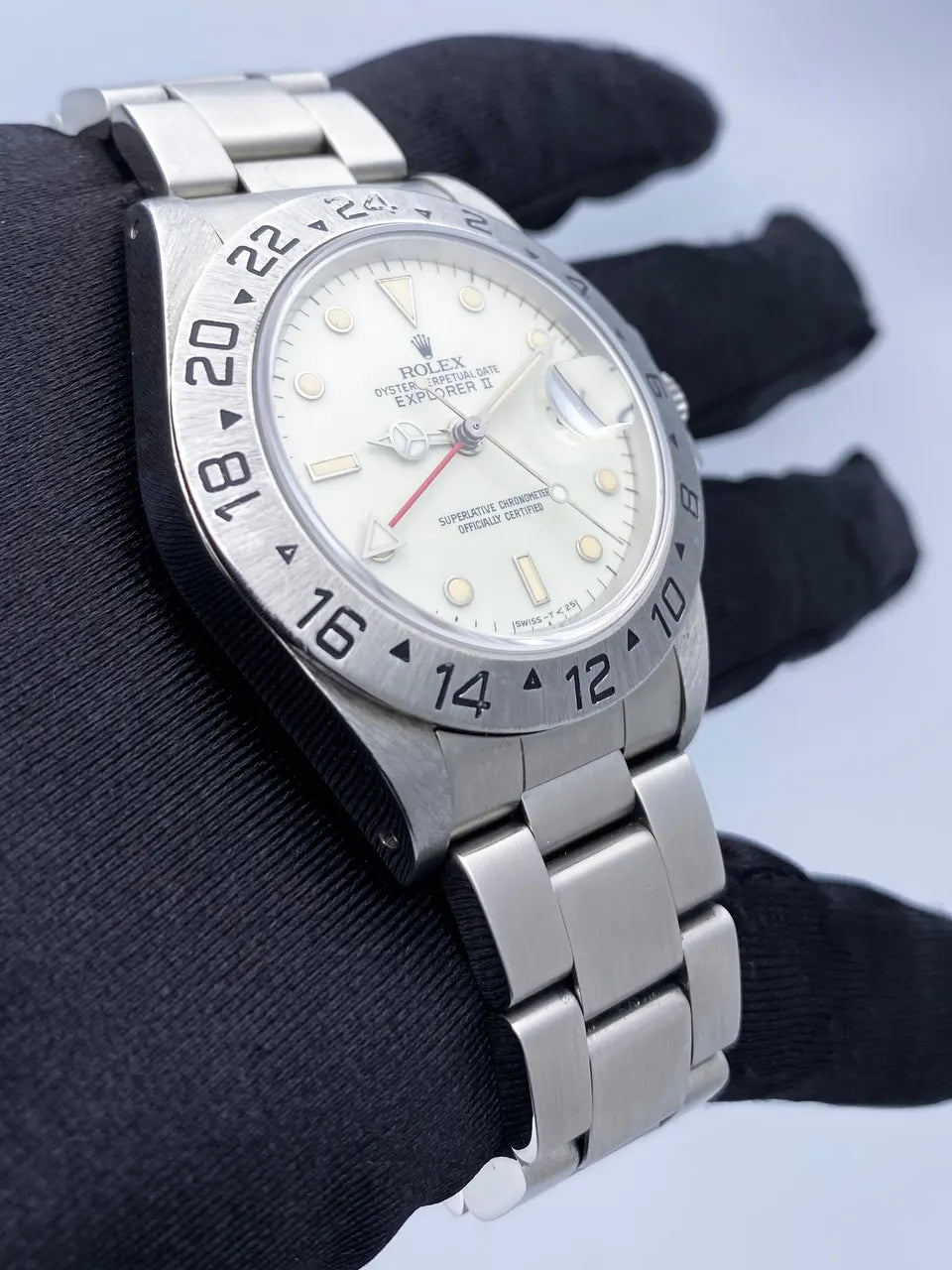 Rolex Explorer II Cream Dial - Hình 2